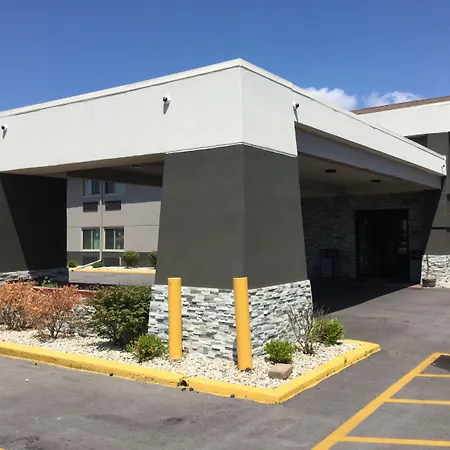 Super 8 By Wyndham South Holland