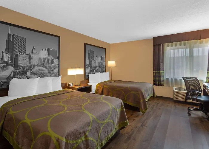 Super 8 By Wyndham South Holland