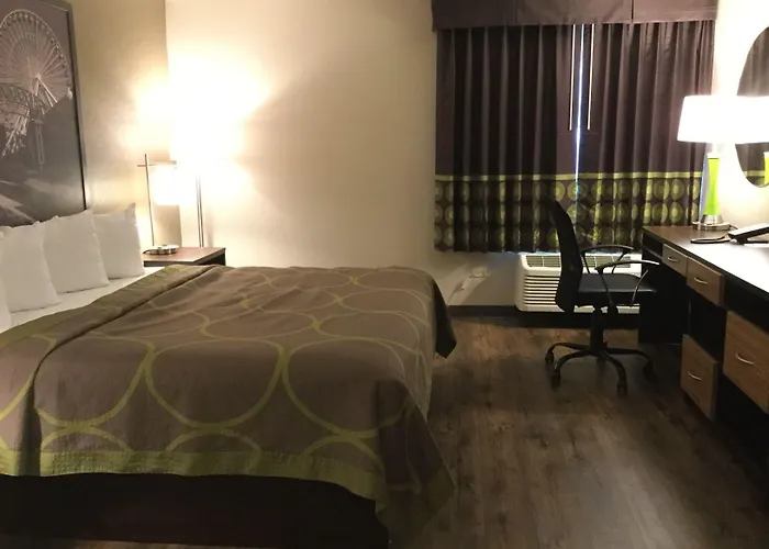 Super 8 By Wyndham 2*
